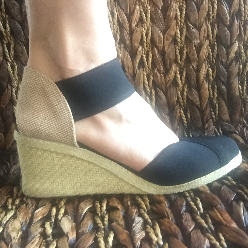 Ralph Lauren Black Wedge Espadrille Sandal💜size 8