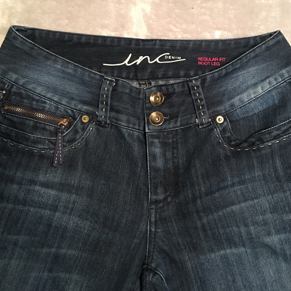 Boot cut jeans