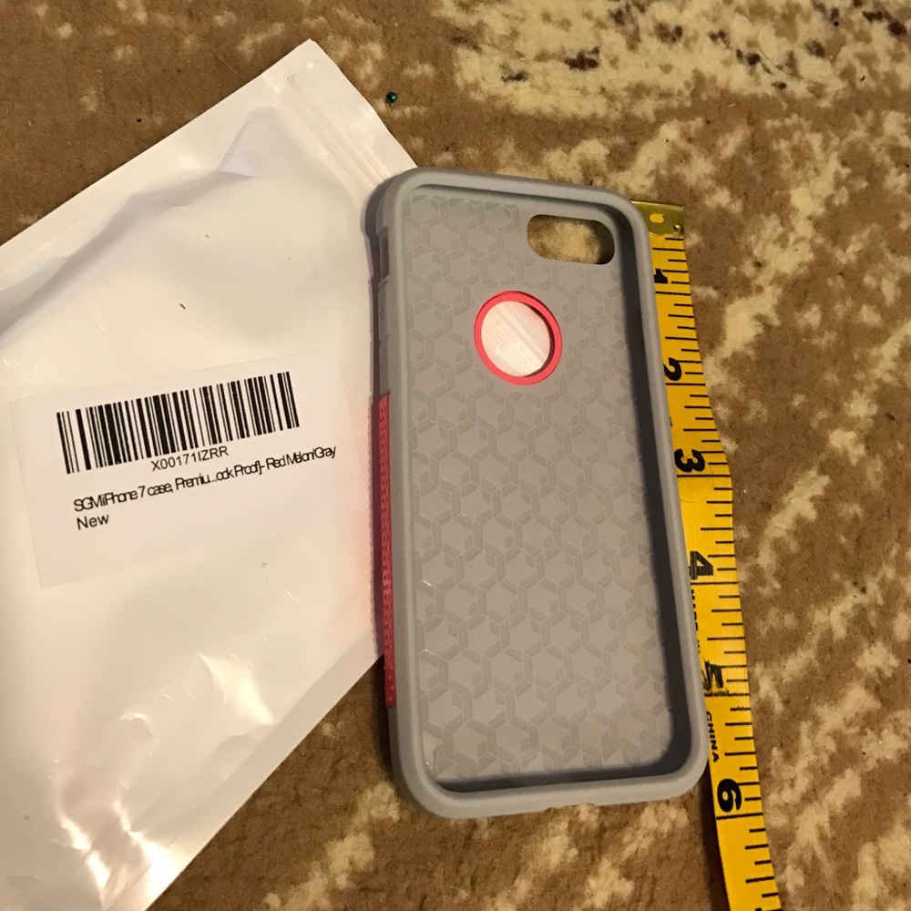 iPhone 7 BNWT rubber and plastic case.