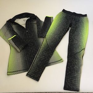 2 piece Nike Pro outfit