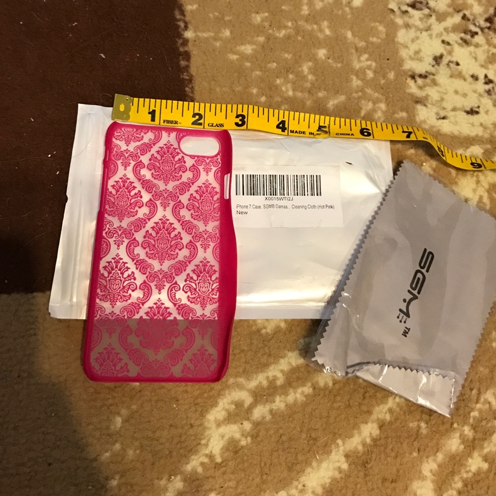 Pink print iPhone 7 case BNWT w/cleaning cloth
