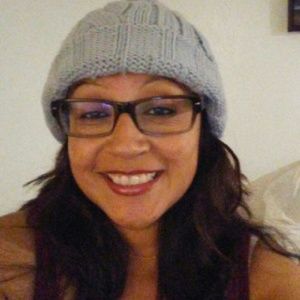 Meet your Posher, Ana