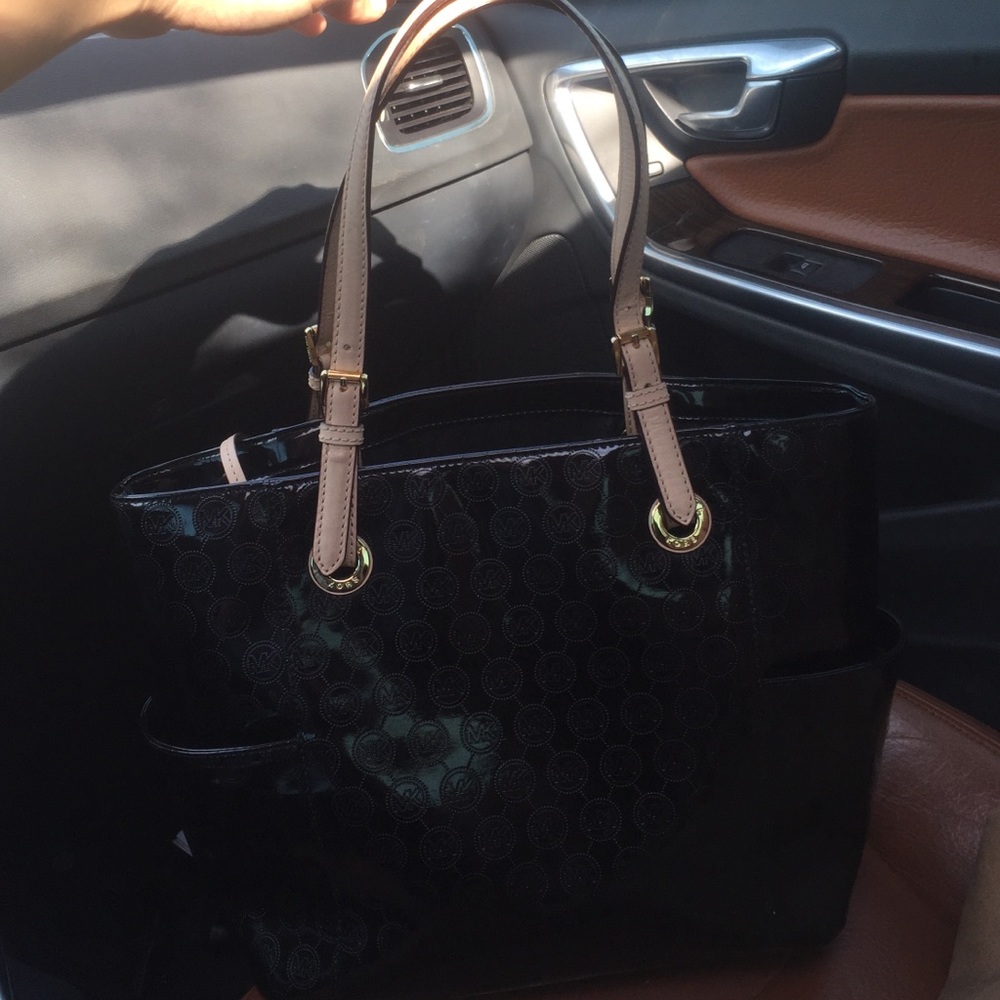MICHAEL KORS black purse