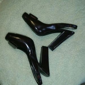 Linea Paolo Strap Heel