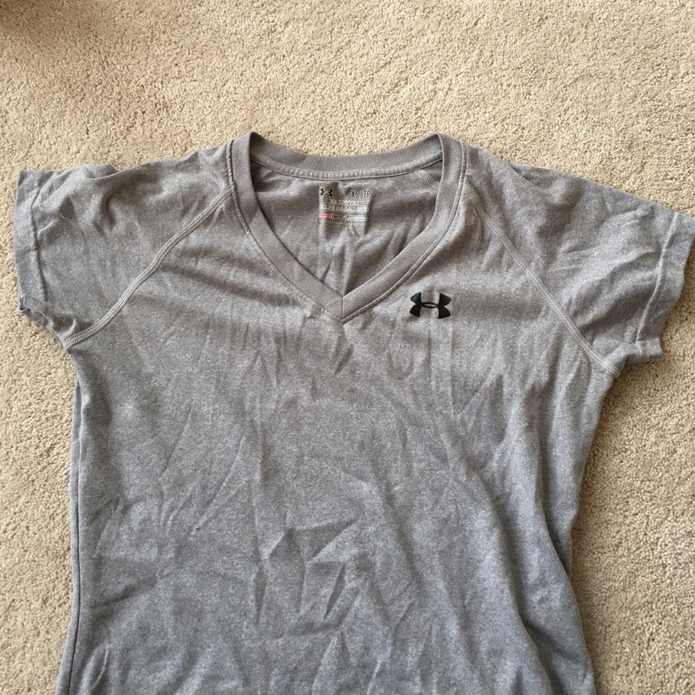 Underarmour heat gear semi fitted top