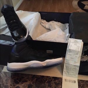 Air Jordan 11 Space Jam