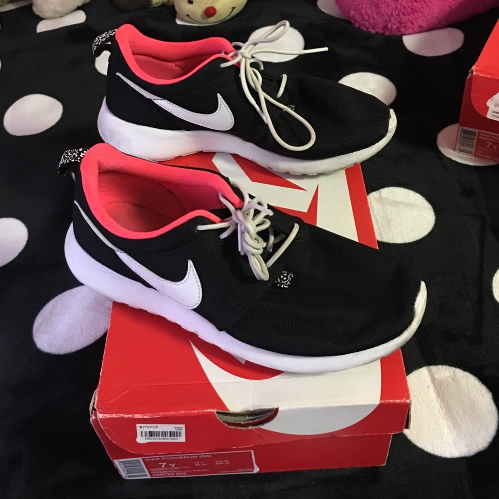 Black and Pink Nikes