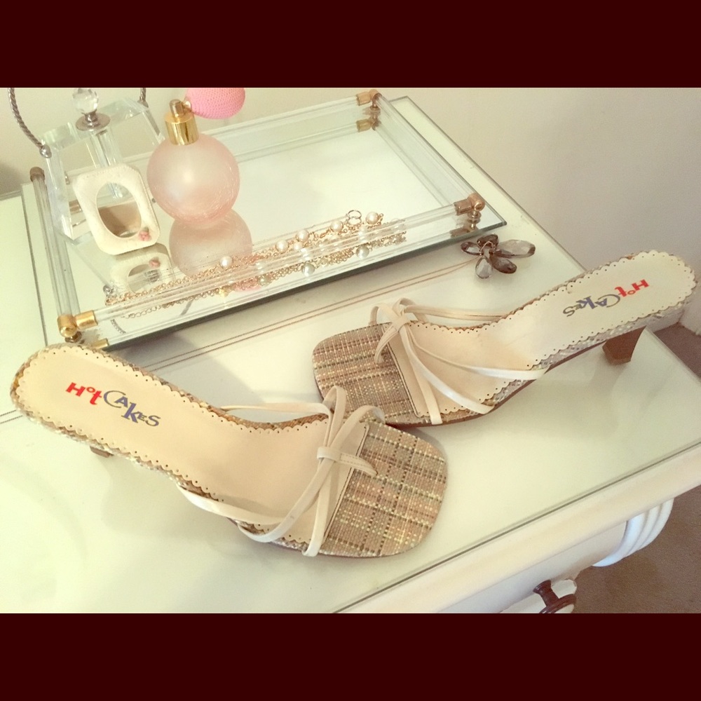 Cute cream sandals with small heels
