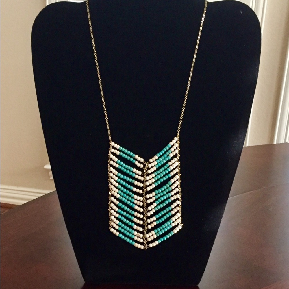 Turquoise Beaded Pendant Necklace