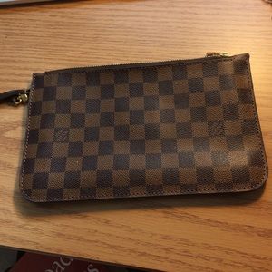 Checkered wristlet and purse