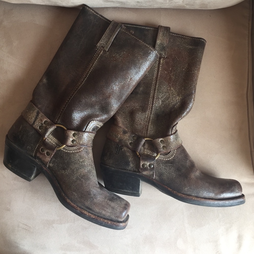 Beautiful frye boots!