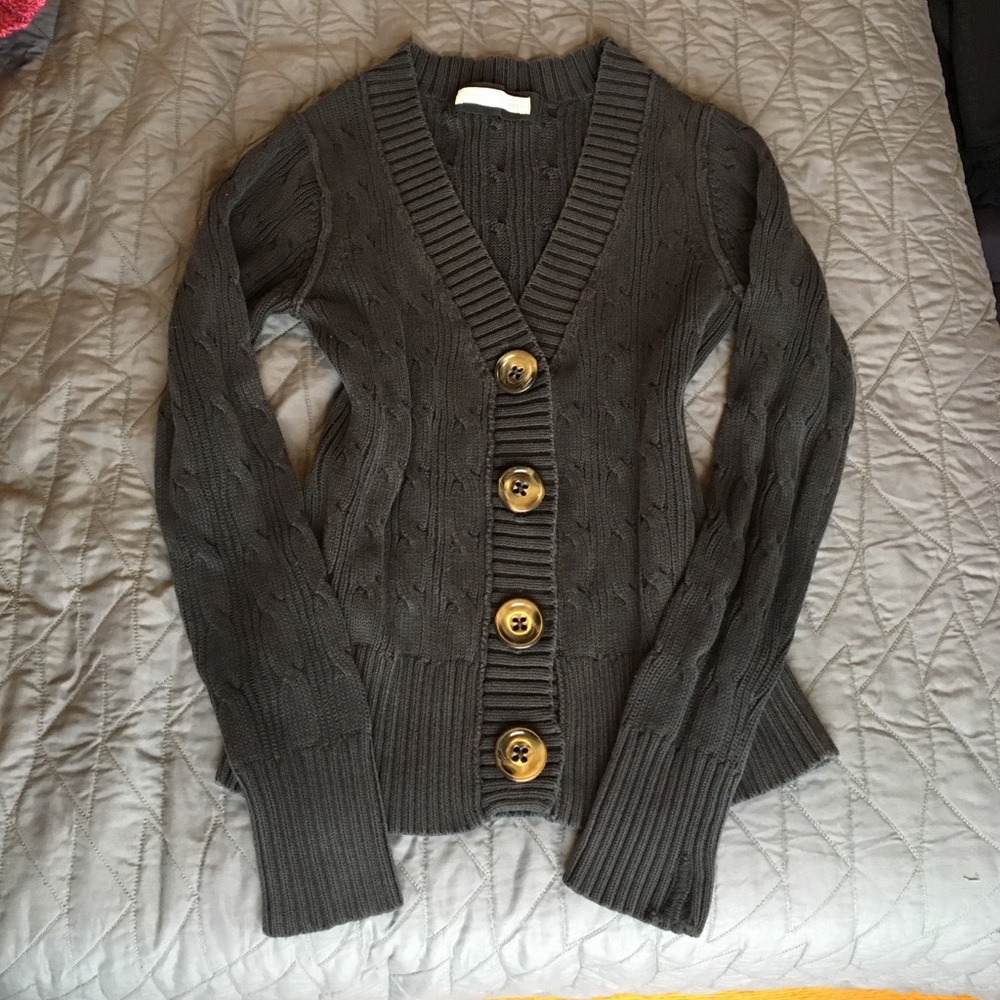 Knitted cardigan