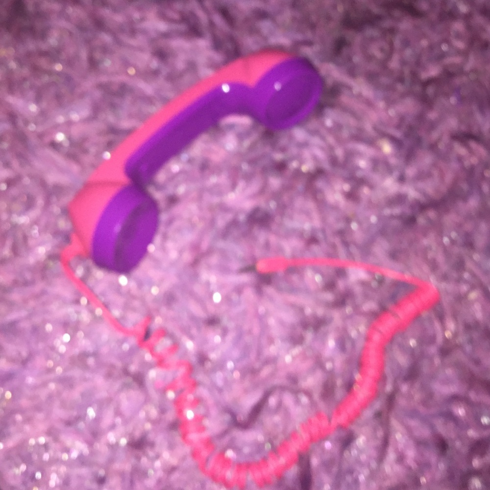 Phone with compatible android and iPhone