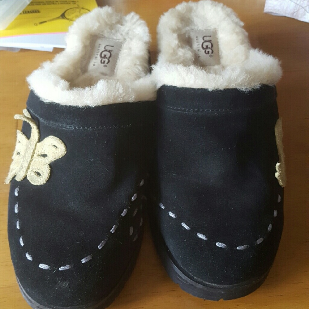 Ugg clogs