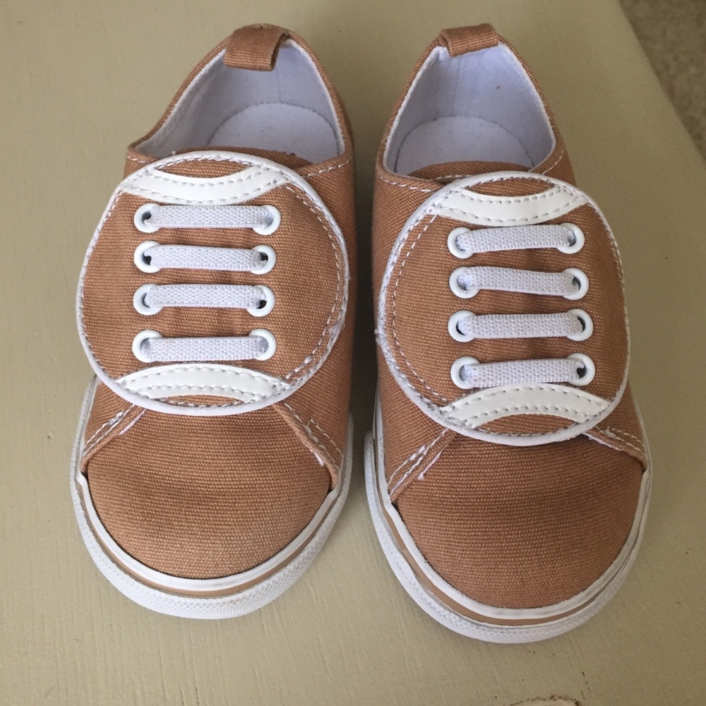Gymboree Football Canvas shoes-  size 6