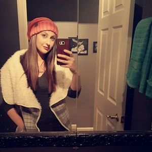 Meet your Posher, Mallory