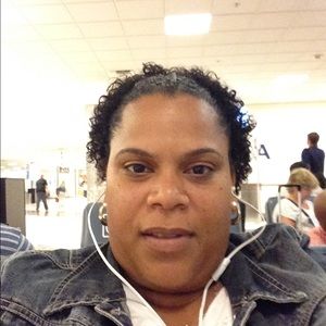 Meet your Posher, Stacy l