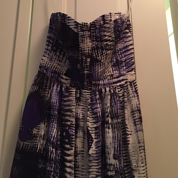 Parker Bayou Silk-Crepe Maxi Dress. Like New. S. - Picture 3 of 4