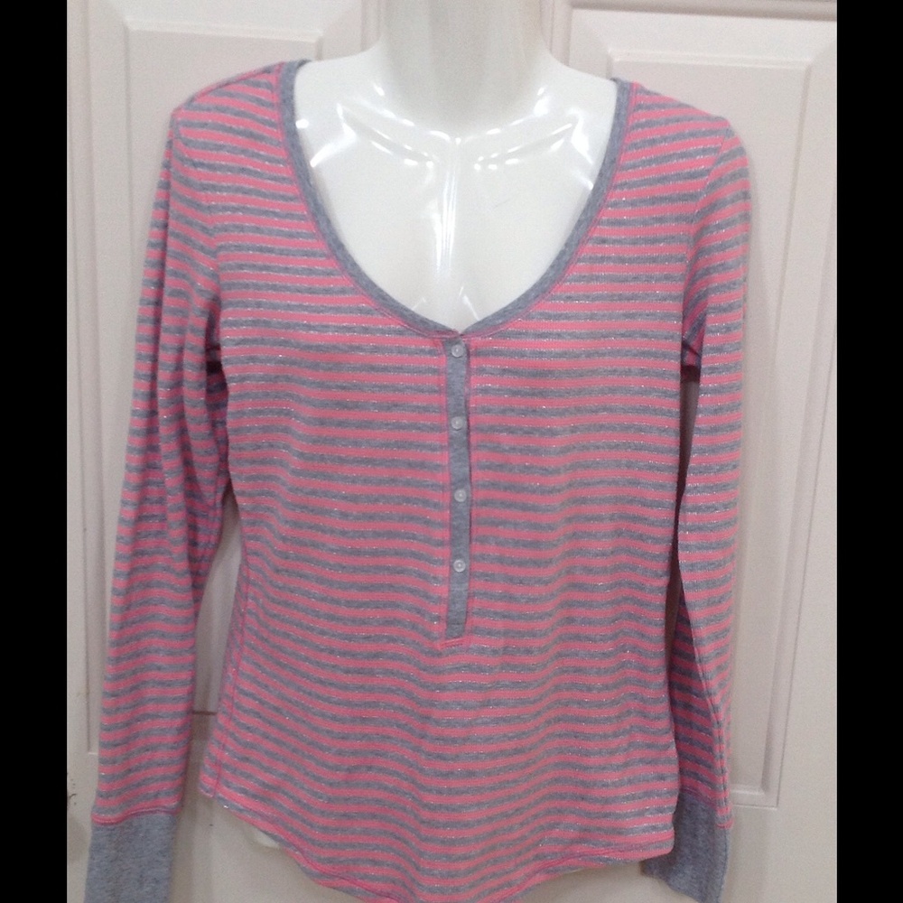 VS THERMAL HENLEY REALLY NICE