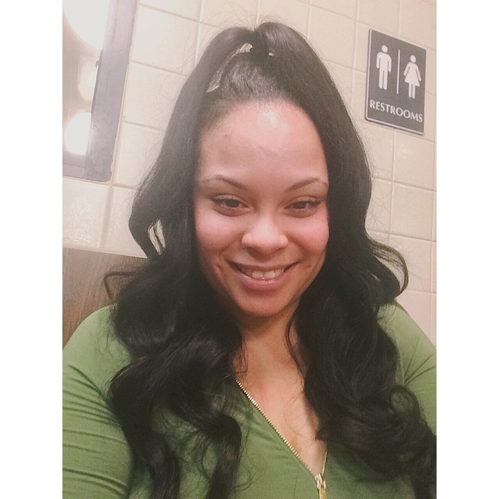 Meet your Posher, Desirae