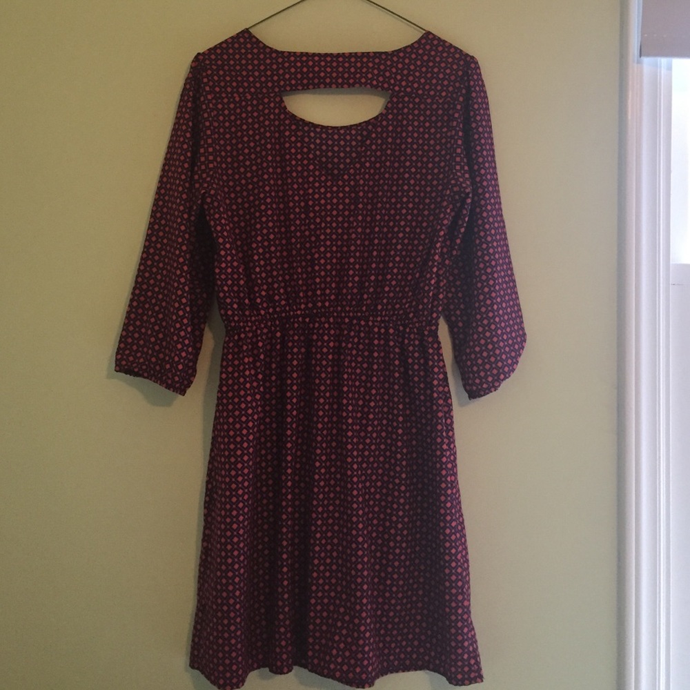 Patterned Dress - Picture 2 of 4