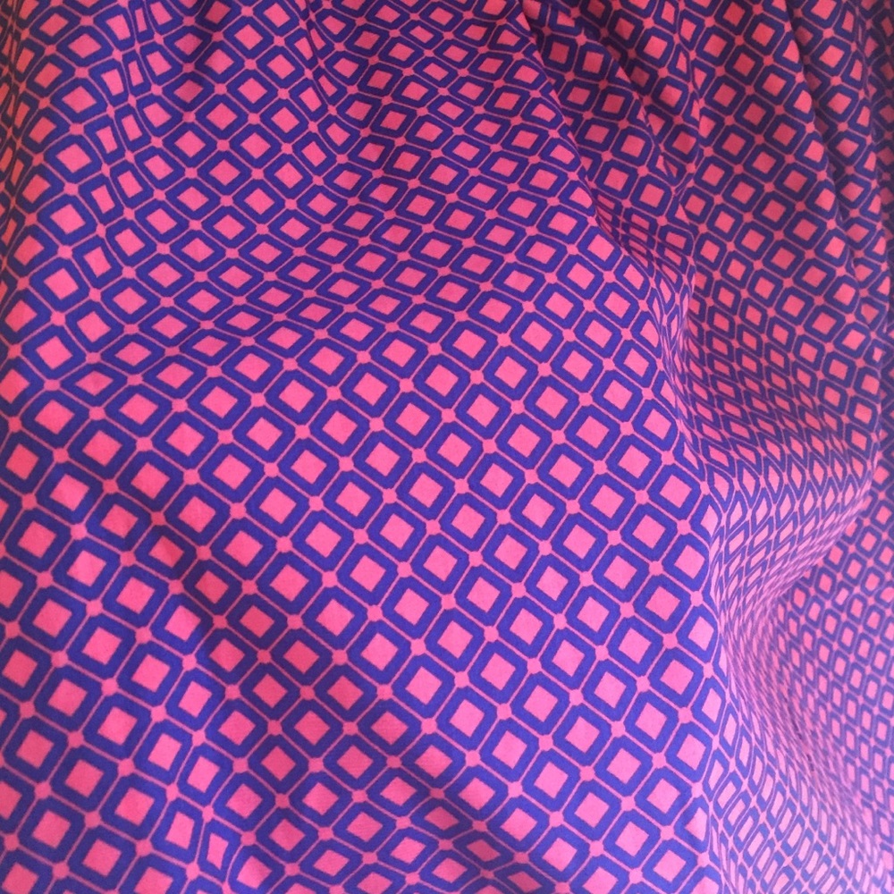 Patterned Dress - Picture 3 of 4