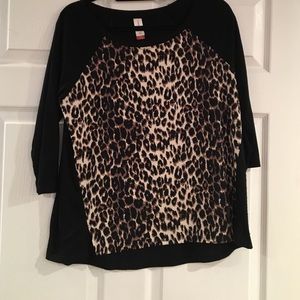 Leapord print shirt