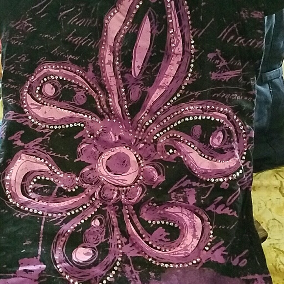 Junior - Picture 3 of 3