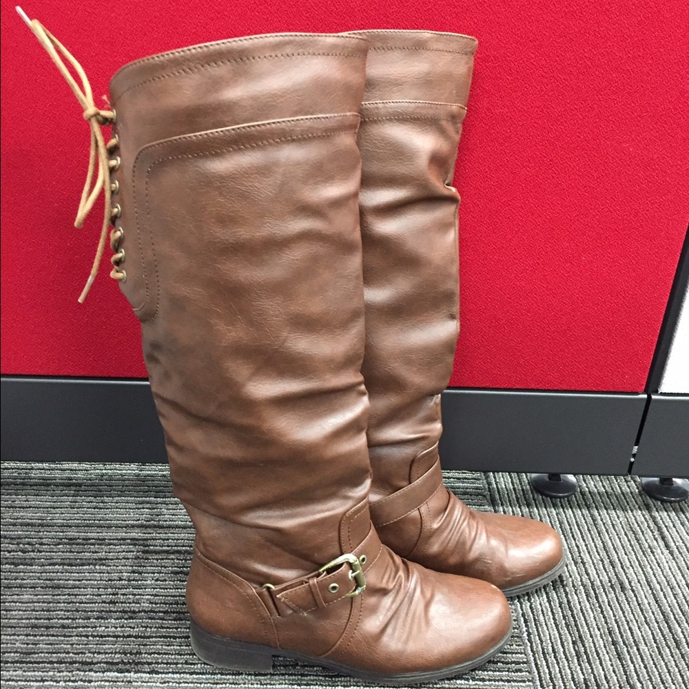 SOLD* BROWN RIDING BOOTS 7