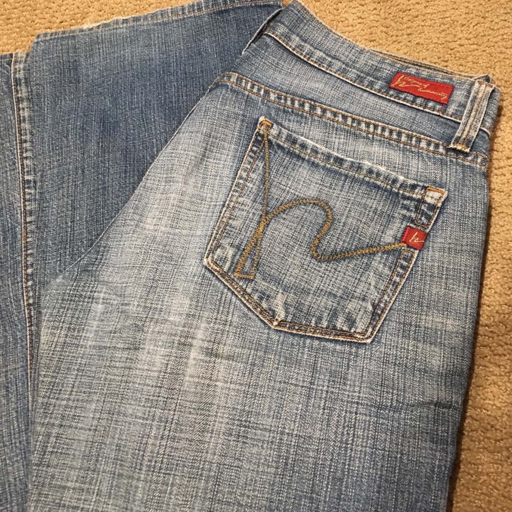 Citizens of humanity size 26/30 distressed jeans