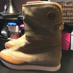 NWOT Tory Burch sheep fur lined booties.