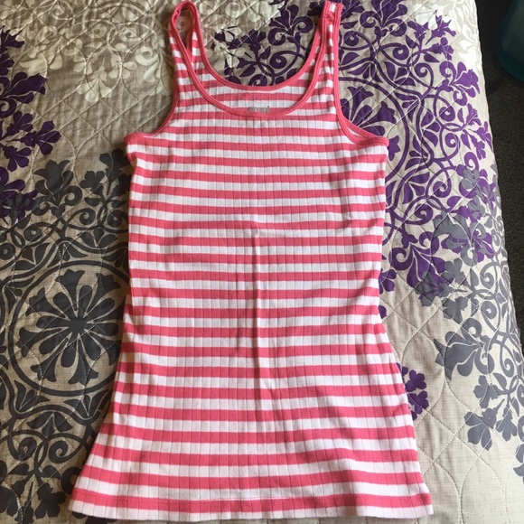 Old Navy Tank Top - Picture 1 of 3