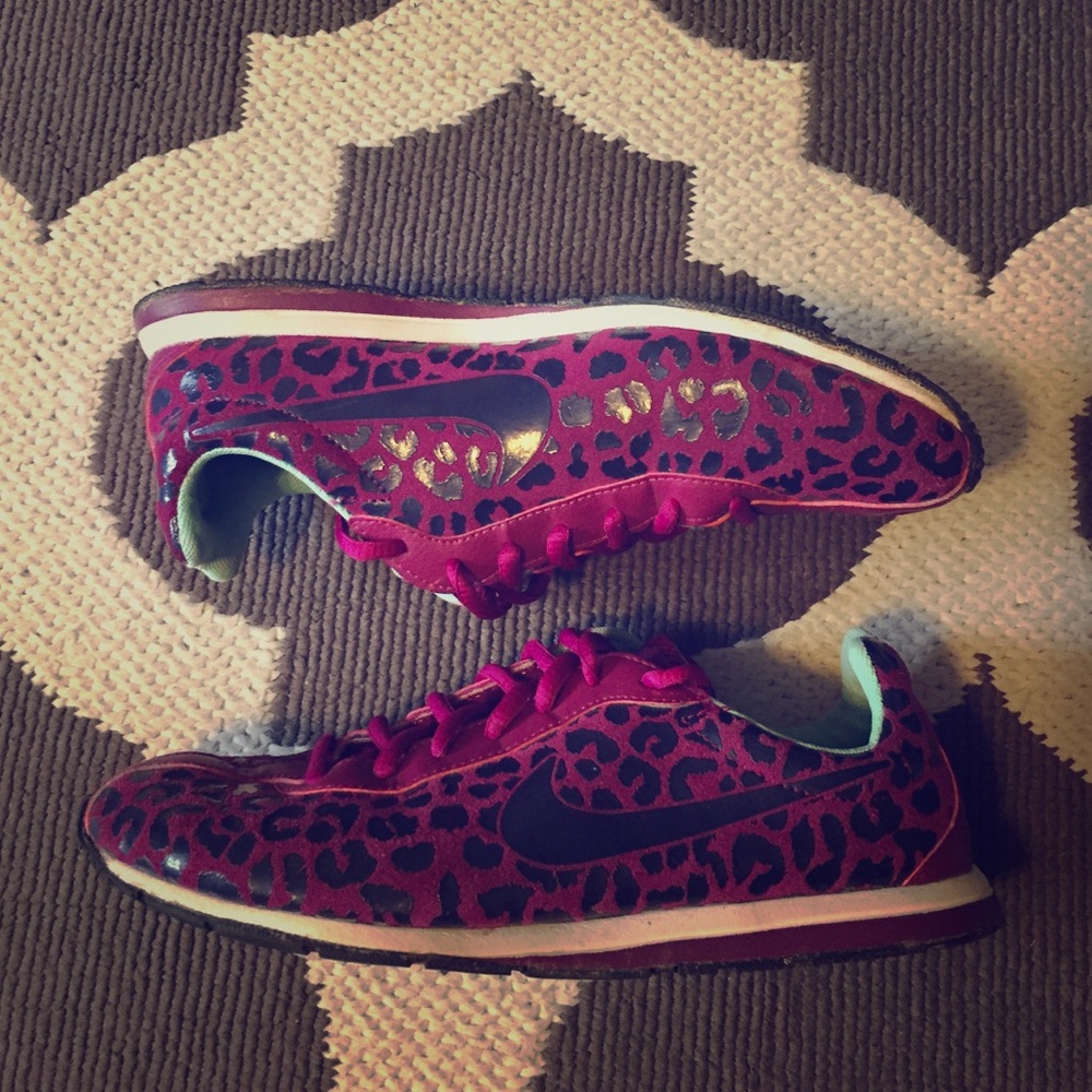Nike Purple Cheetah Print Shoes
