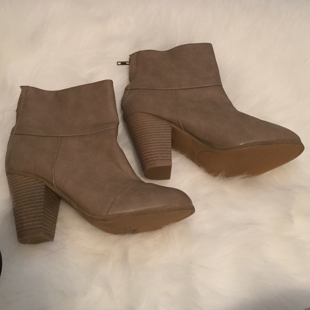 Taupe heeled ankle boots