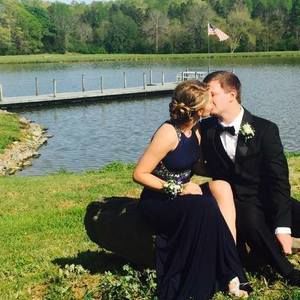 Meet your Posher, Kira