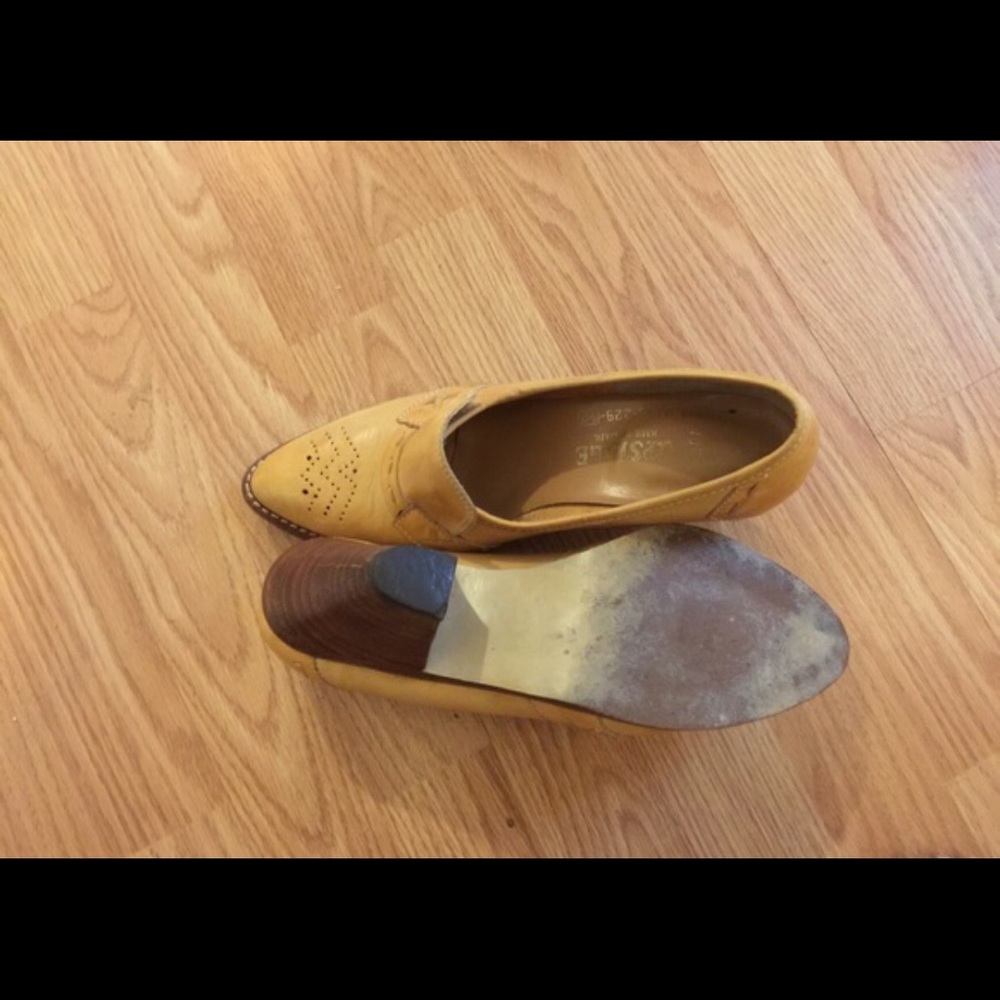 🌾Brazilian Made Loafers 🌾 - Picture 4 of 4