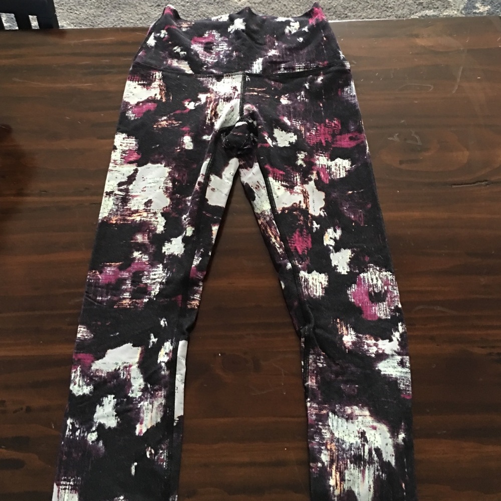 Lulumon pants