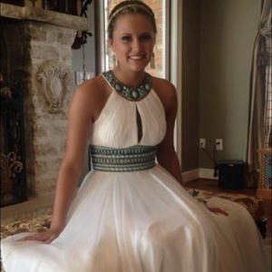 Sherri Hill prom dress