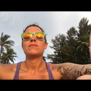 Meet your Posher, Mia