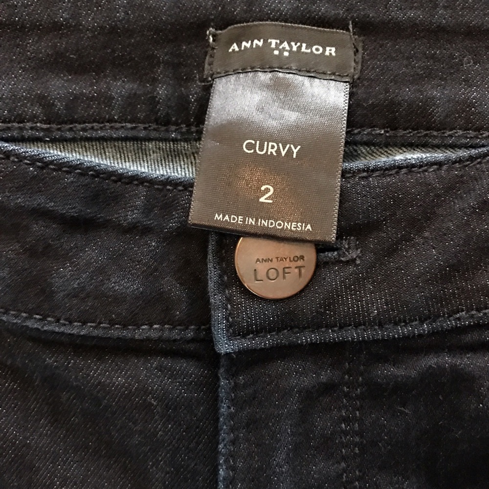 HP!! πΈβ€οΈπΈLike New Ann Taylor Jeans Curvy Size 2 - Picture 3 of 4
