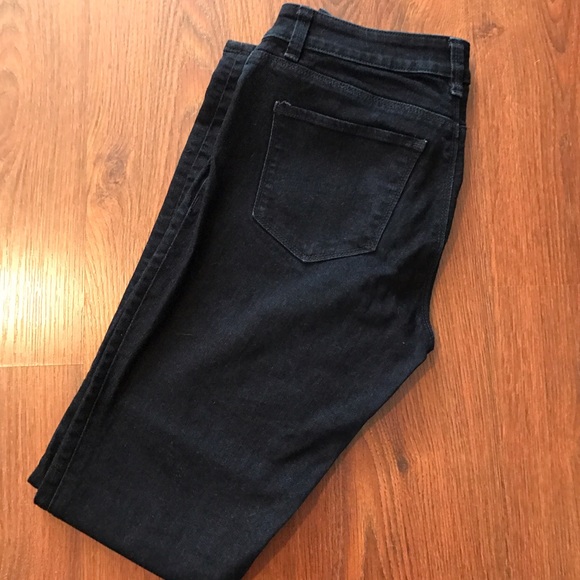 HP!! 🎸❤️🎸Like New Ann Taylor Jeans Curvy Size 2 - Picture 2 of 4