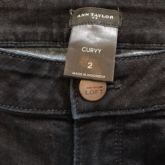 HP!! 🎸❤️🎸Like New Ann Taylor Jeans Curvy Size 2 - Picture 3 of 4