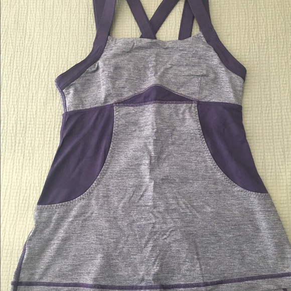 Lululemon Tank - Picture 1 of 4