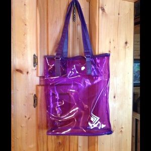 Reserved for "@saskicarrerabsq