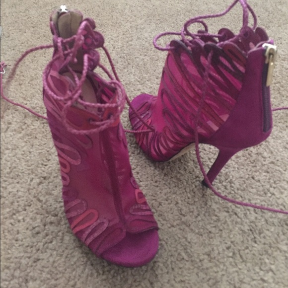 JIMMY CHOO KAIRO HEELS - Picture 2 of 4