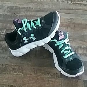 Under Armour Assert 6 runners