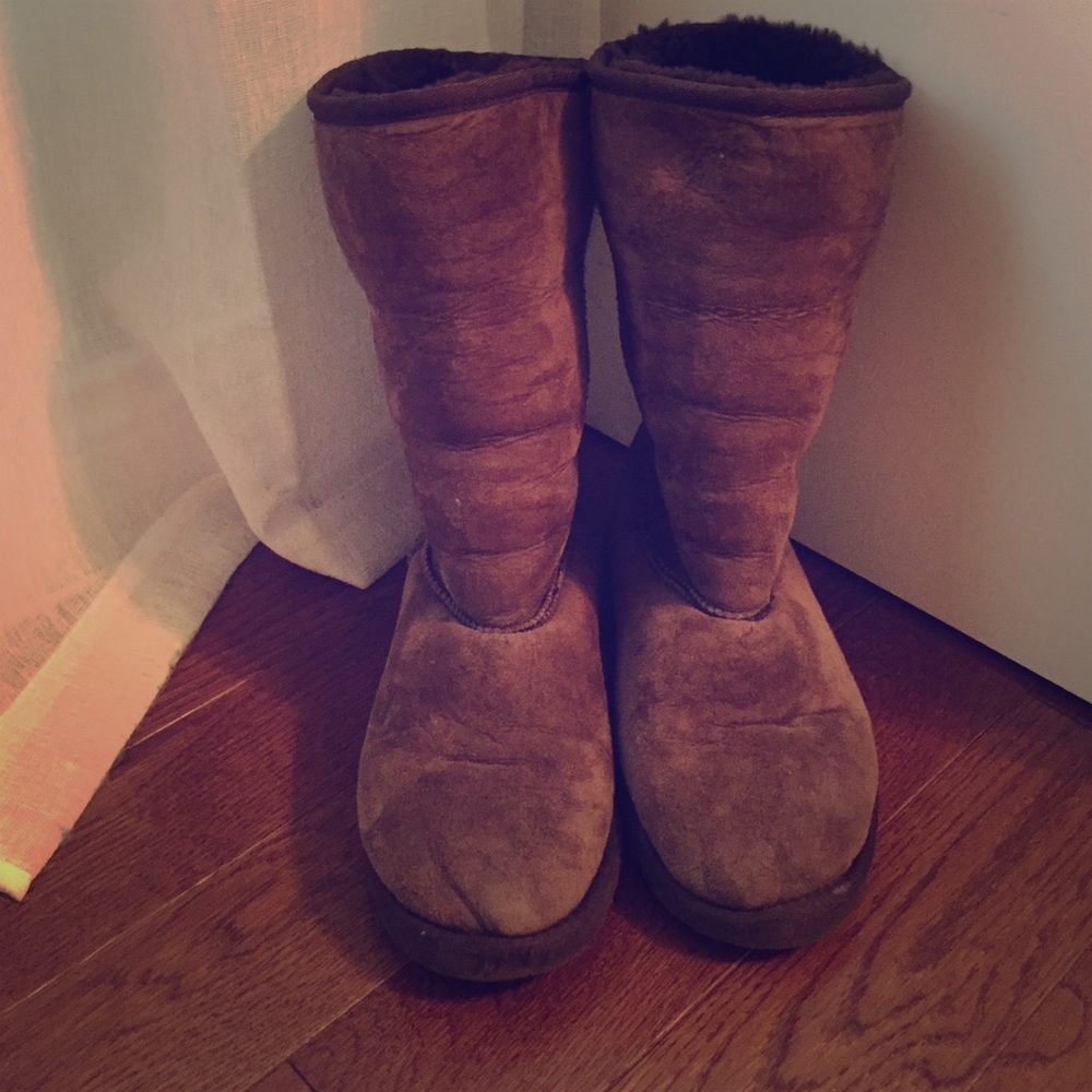 Brown ugg boots