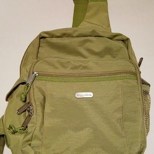Baggallini sling messenger bag