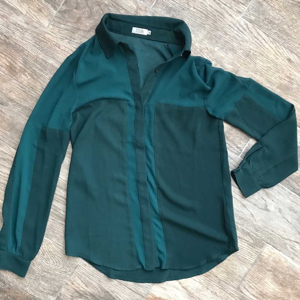 Tobi size xs blouse