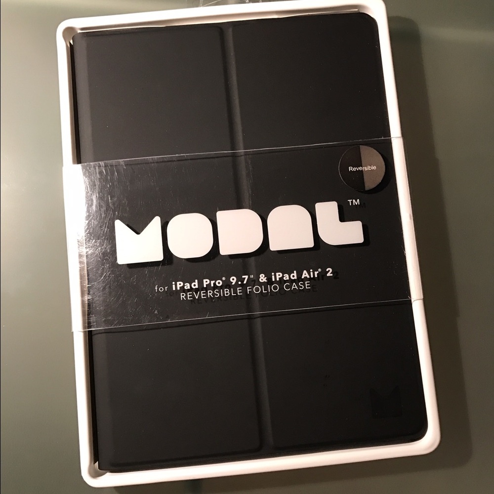 Modal iPad folio case